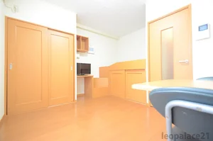 のマンスリーマンション・ウィークリーマンション「レオパレスソフィア高槻 202(No.410517)」メイン画像