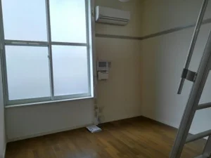 のマンスリーマンション・ウィークリーマンション「レオパレスメイプルＩ 104(No.411908)」メイン画像