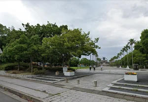 瀬戸大橋記念公園まで車で26分、13.1km｡