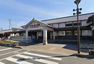 善通寺駅まで車で11分、5.5km｡