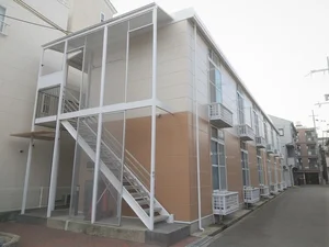 のマンスリーマンション・ウィークリーマンション「レオパレスＣｒｅｓｔ 205(No.417632)」メイン画像