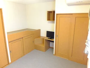 のマンスリーマンション・ウィークリーマンション「レオパレスおもひで 301(No.417814)」メイン画像