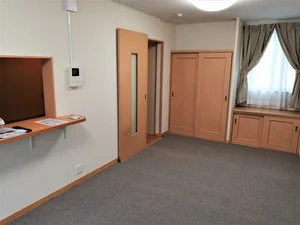 のマンスリーマンション・ウィークリーマンション「レオパレス清知 205(No.418467)」メイン画像