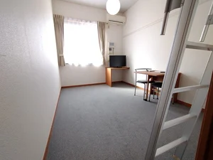 昭和音楽大学短期大学部周辺のマンスリーマンション・ウィークリーマンション「レオパレスＣｅｄｒｅ 104(No.420170)」メイン画像