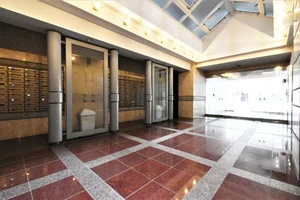 宅配BOX・郵便ポストもあり 防犯カメラ完備!