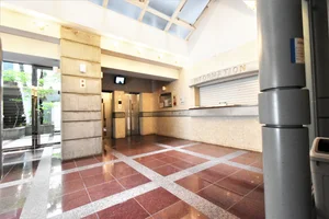 エレベーター2台にて　混みを解消