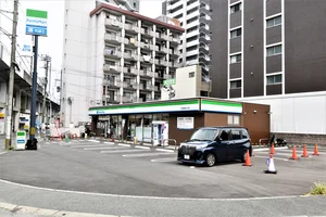 ファミリーマート　博多駅南2丁目店