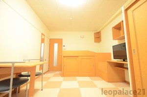 山形県のマンスリーマンション・ウィークリーマンション「レオパレス泉 201(No.422085)」メイン画像