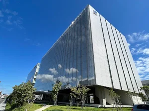 日亜化学工業㈱まで車で8分