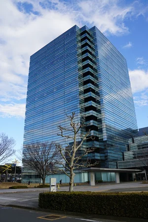 GRC横浜ベイリサーチパークまで車で9分