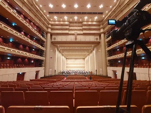 横須賀芸術劇場まで徒歩8分