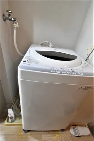 室内洗濯機置き場により 洗濯洗剤もありますので 着替えがある程度あれば問題ありません!