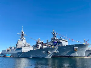 海上自衛隊 横須賀地方総監部まで徒歩8分