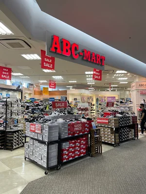 サクラス戸塚まで徒歩6分