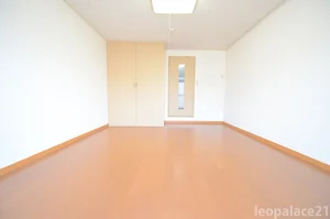 のマンスリーマンション・ウィークリーマンション「レオパレスニューケルビン１ 306(No.425697)」メイン画像