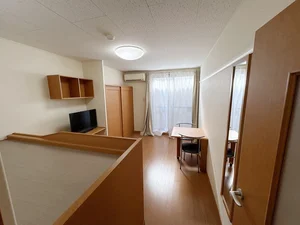 三重県厚生農業協同組合連合会松阪中央総合病院周辺のマンスリーマンション・ウィークリーマンション「レオパレス石津 102(No.426549)」メイン画像