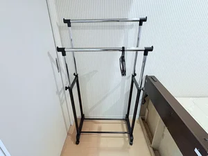 ラックにコートや衣類もかけることができ、便利です☆★