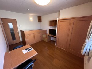 香川県のマンスリーマンション・ウィークリーマンション「レオパレスグレイス木太 113(No.427056)」メイン画像
