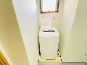 洗濯機は室内に設置しております♪入居後すぐにご利用が可能です(^^♪タオル1式分もご用意しております☆彡