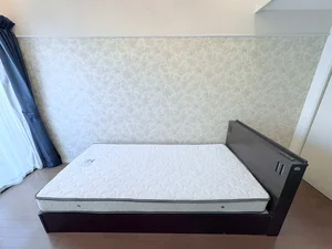 シングルサイズのベッドになります★
