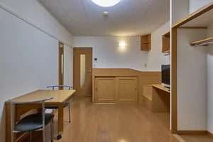 東海大学静岡キャンパス周辺のマンスリーマンション・ウィークリーマンション「レオパレスプレシオッサ 101(No.428370)」メイン画像