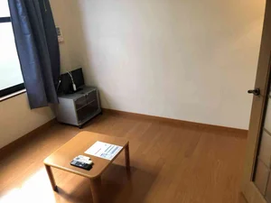 のマンスリーマンション・ウィークリーマンション「レオパレスＫＵＲＯＩＳＨＩ 105(No.432153)」メイン画像