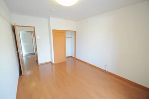 健和会　大手町病院周辺のマンスリーマンション・ウィークリーマンション「レオパレス川西 104(No.433499)」メイン画像