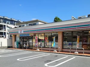 セブン-イレブン 相模原1丁目店まで徒歩3分