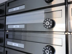 集合ポスト 拡大