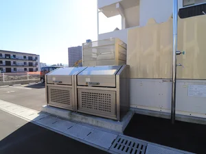 敷地内ゴミ捨て場