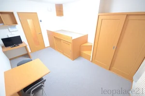 のマンスリーマンション・ウィークリーマンション「レオパレスルピーノ 208(No.437367)」メイン画像