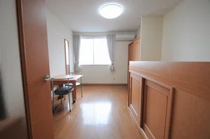 のマンスリーマンション・ウィークリーマンション「レオパレスシオン 102(No.437429)」メイン画像