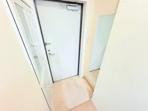 玄関から部屋が見えにくい間取りになってます★☆嬉しいロフト付♪