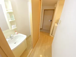 法人契約も可能で、契約手続きは簡単♪ご入居の募集を行っておりますので、空室確認やお問い合わせはお問い合わせフォームからお待ちしております♪