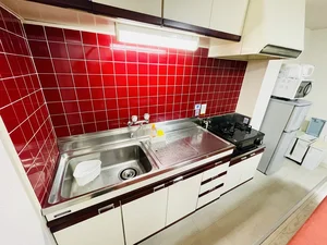 ２口コンロ付♪スーパーで食材を買ってきたらすぐにお料理に取り掛かれます！