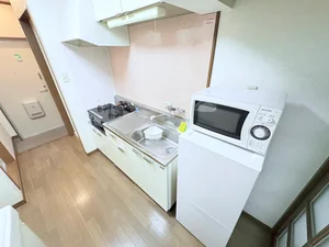 嬉しい独立洗面台付★☆忙しい朝でも余裕をもって身だしなみが整えることができます♪