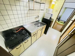 ２口コンロ付♪スーパーで食材を買ってきたらすぐにお料理に取り掛かれます！