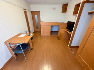 松本市のマンスリーマンション・ウィークリーマンション「レオパレスクオレ　ハヤシ 102(No.443941)」メイン画像