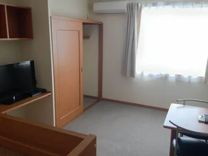 群馬県のマンスリーマンション・ウィークリーマンション「レオパレスＶｅｒｄｉ 209(No.447881)」メイン画像