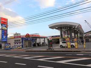 エネオス Dr. Drive新浜 SSまで徒歩14分