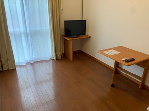 のマンスリーマンション・ウィークリーマンション「レオパレスアルジャンＫＯＹＡＭＡ 102(No.449398)」メイン画像