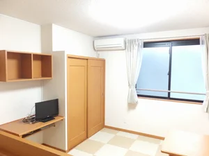 中央前橋駅（群馬県）のマンスリーマンション・ウィークリーマンション「レオパレス桃木 205(No.449689)」メイン画像