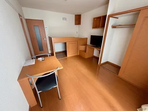 長野県のマンスリーマンション・ウィークリーマンション「レオパレス花水木 206(No.452275)」メイン画像