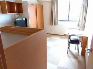 のマンスリーマンション・ウィークリーマンション「レオパレス森蔵 210(No.457491)」メイン画像