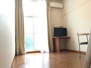 川崎市のマンスリーマンション・ウィークリーマンション「レオパレスＣｈａｒｍＣｏｕｒｔ 101(No.459584)」メイン画像