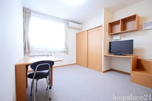 のマンスリーマンション・ウィークリーマンション「レオパレスコンフォート平松 209(No.461359)」メイン画像