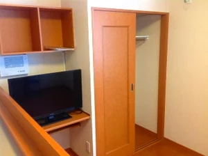 秋田市のマンスリーマンション・ウィークリーマンション「レオパレスＬｉｂｅｒｔｙＢｅｌｌ 103(No.464892)」メイン画像