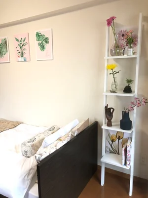 植物をオシャレに飾りたくなるシェルフをご用意！