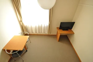 のマンスリーマンション・ウィークリーマンション「レオパレスラフィーネⅡ 205(No.467787)」メイン画像