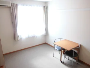 のマンスリーマンション・ウィークリーマンション「レオパレスシャルマン 202(No.479068)」メイン画像